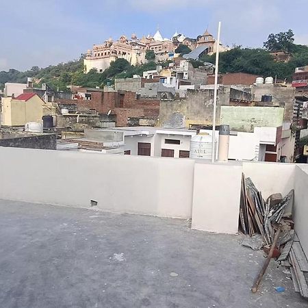 Goenka Home Stay Barsana Chhata Eksteriør bilde